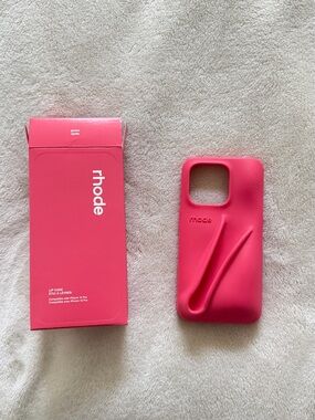 RHODE iPhone 15 Pro Lip Case